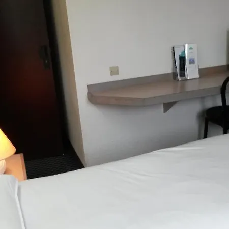 Arcantis Din'hotel Hotel 2*