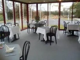 Arcantis Din'hotel 2*