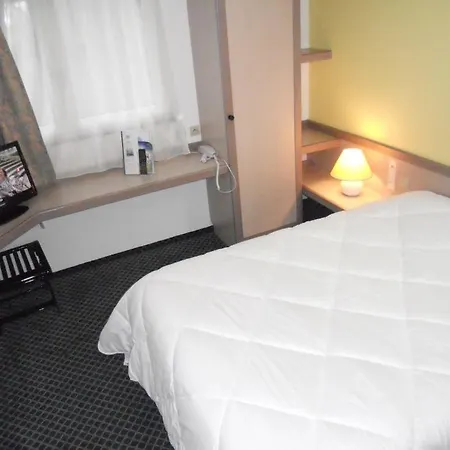 Arcantis Din'hotel 2*
