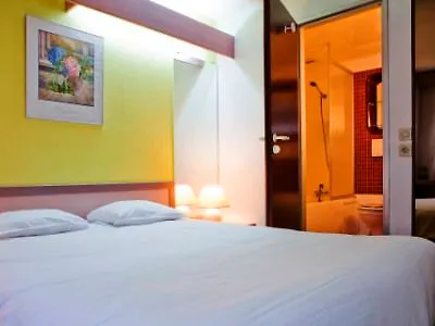 Arcantis Din'hotel Hotel